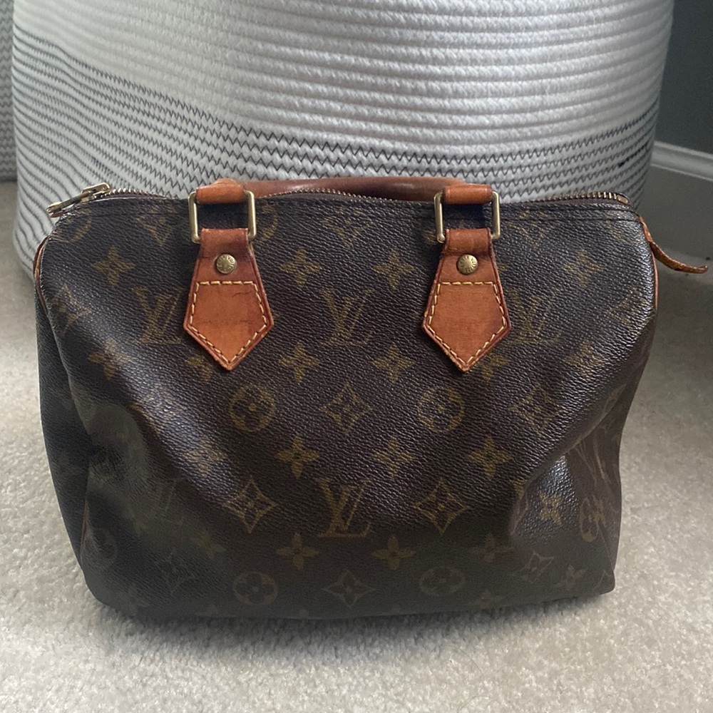 Louis Vuitton Speedy 25